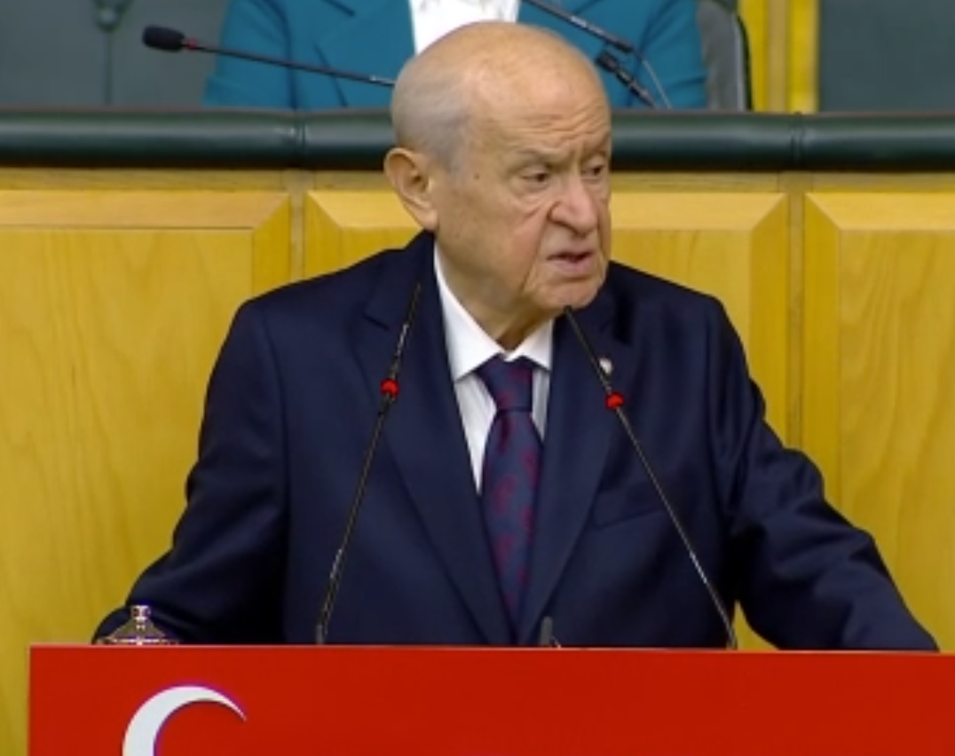  Bahçeli: “Türkiye’nin güvenliği Misak-ı Milli haritasının son sınırından başlamaktadır” 