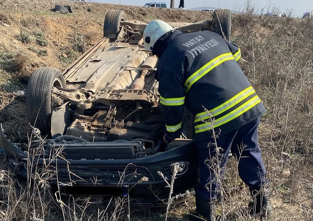 Hatay’da trafik kazası:1 ölü, 8 yaralı